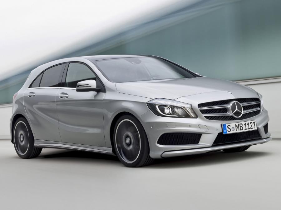  Mercedes-Benz A250 Style Package 2012 года  (фото 1 из 8)